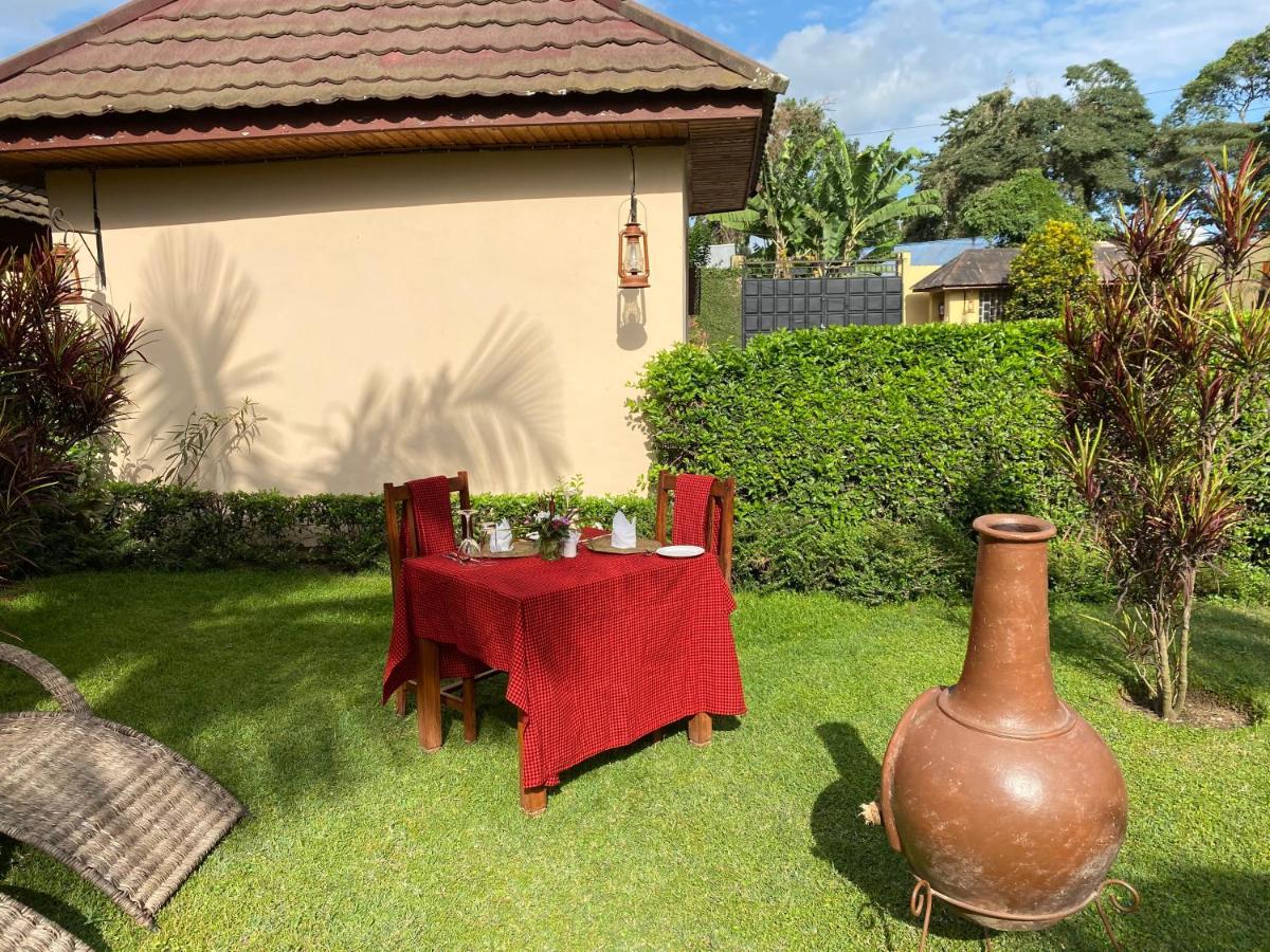 Ahadi Lodge Arusha Exterior photo